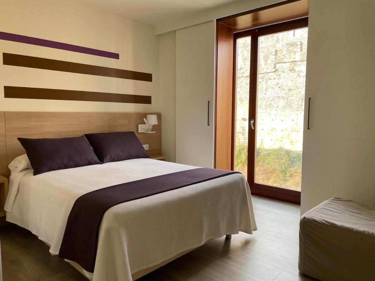 Apartamentos Turisticos Guiana Понферрада Экстерьер фото